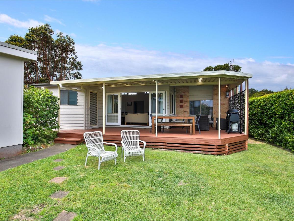 The Deckhouse I Pet Friendly I 2 Mins To Beach Villa Culburra Beach Exterior photo